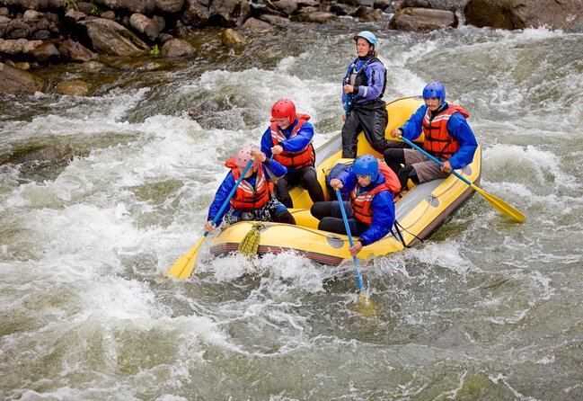 Half Day Browns Canyon Rafting Adventure - Timing and Group Size: Morning, Afternoon, and What 200 People Means