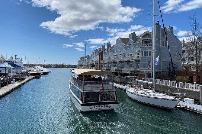 Harbor Lights and Sights Cruise - Onboard Comfort and the $54 Value: More Than a Pretty Ride