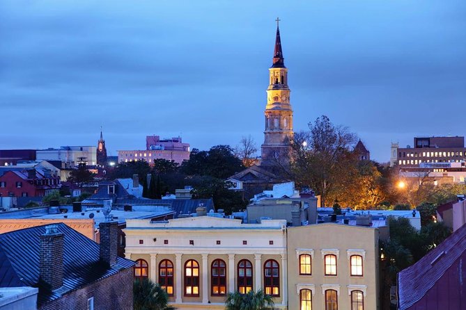 Haunted Evening Horse and Carriage Tour of Charleston - Your Guide and the Storytelling Style (What to Expect)