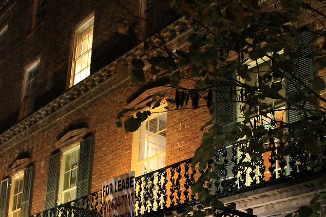 Haunted Savannah Booze and Boos Ghost Walking Tour - The Best-Case Experience: What the Top Guides Do Right