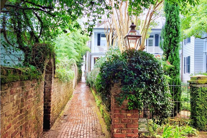 Hidden Alleyways and Historic Sites Small-Group Walking Tour - South of Broad Alleys: The Neighborhood Part That’s Easy to Miss