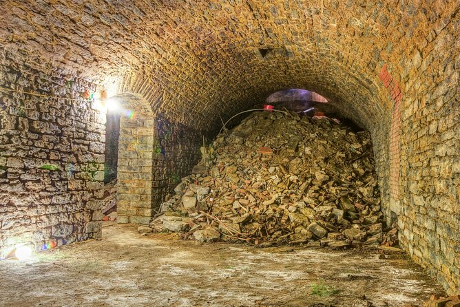 Hidden Brewery Caverns Tour in Cincinnati with Beer Tasting - Christian Moerlein Brewery structures: seeing what survived the closure