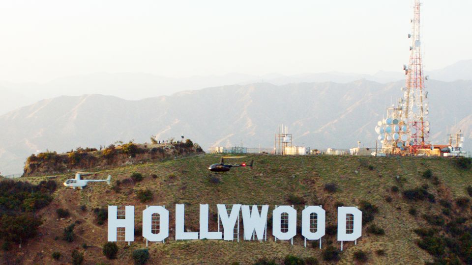 Hollywood & Beverly Hills Celebrity Helicopter Tour - Cameras, Comfort Rules, and What to Expect in the Cabin