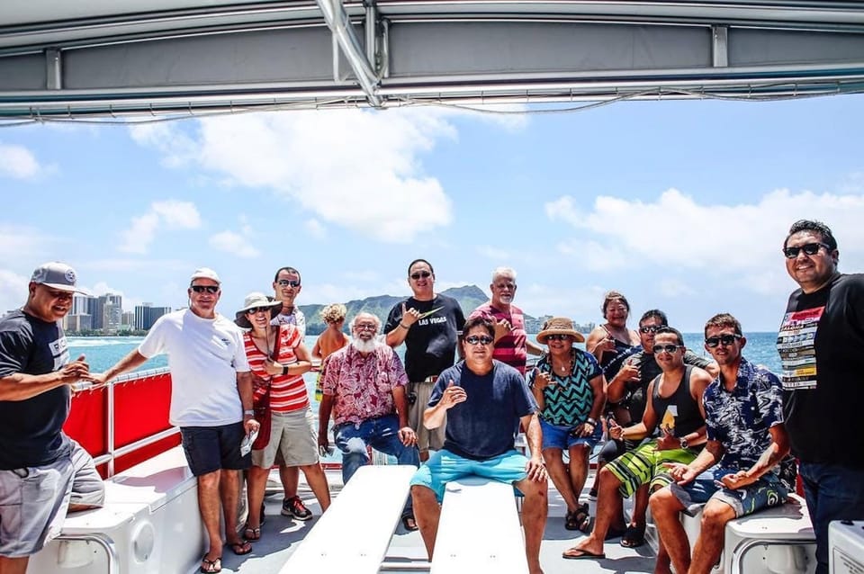 Honolulu: Glass Bottom Boat Tour along Oahu's South Shore - Glass Viewing Windows Over Reefs and a Shipwreck: What You’ll Actually See