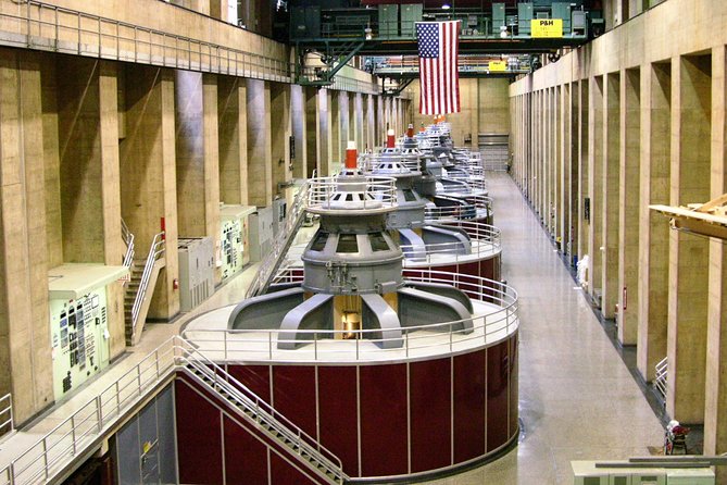 Hoover Dam Comedy Tour with Lunch and Comedy Club Tickets - Walk on Top: the 45-minute guided crossing you should not rush