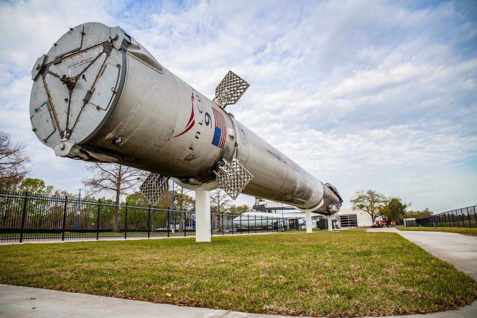 Houston: Space Center Houston Admission Ticket - Movies, VR, and astronaut moments that turn the day personal