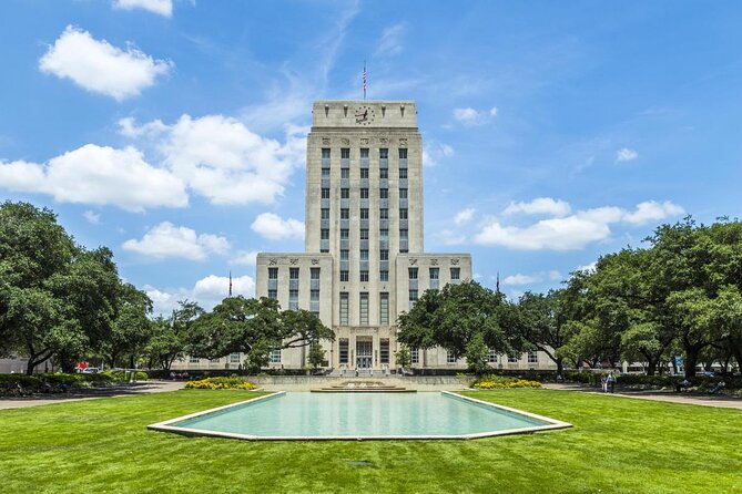 Houston's Official City & Mural Tour! - Key highlights at a glance