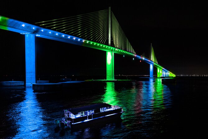 Island Sunset and Skyway Light Show - 3hr Boat Cruise in St. Pete - Bar, restroom, and the practical side of enjoying 3 hours on the water