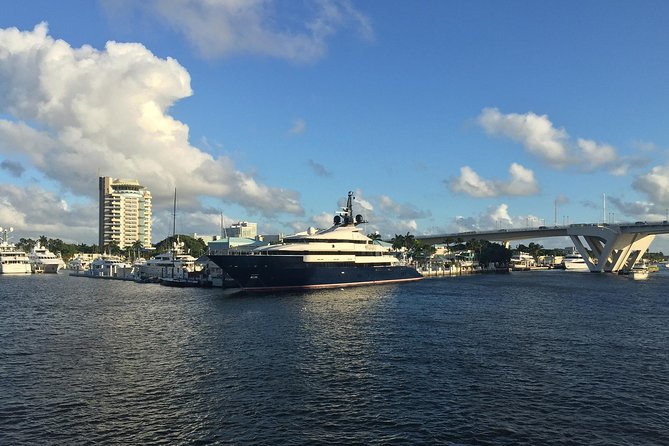 Jungle Queen Riverboat 90-Minute Narrated Sightseeing Cruise in Fort Lauderdale - Who This Cruise Is Best For (and Who Might Skip It)