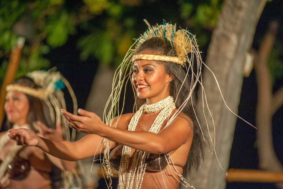 Kailua-Kona: Voyagers of the Pacific Luau with Buffet Dinner - What you’ll feel during the evening: the pacing and crowd vibe