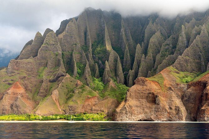 Kauai Deluxe Waterfall Safari: Helicopter Tour - Key things to know before you go