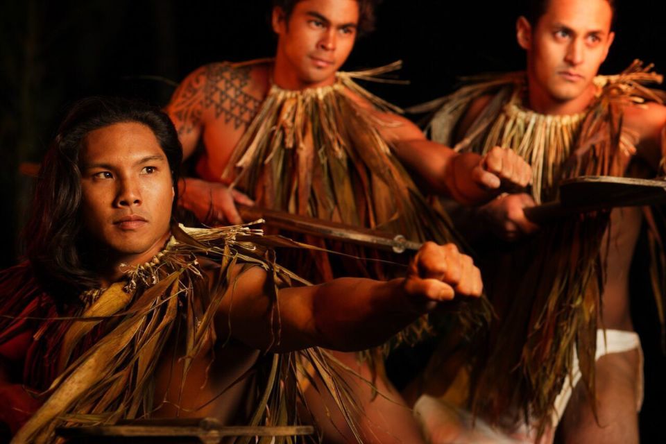 Kauai: Luau Kalamaku with Buffet Dinner & Show - Optional train ride: a bonus if you want more time at the property