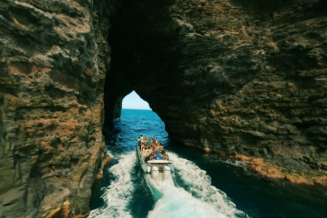 Kauai: Nā Pali Coast Zodiac Raft Expedition and Snorkeling - Key things I’d focus on before you book