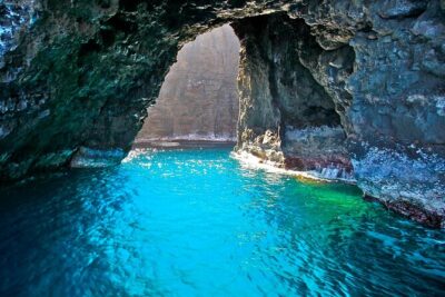Kauai: Nā Pali Coast Zodiac Raft Expedition and Snorkeling - What you’ll see: dolphins, turtles, whales, cliffs, and sea caves