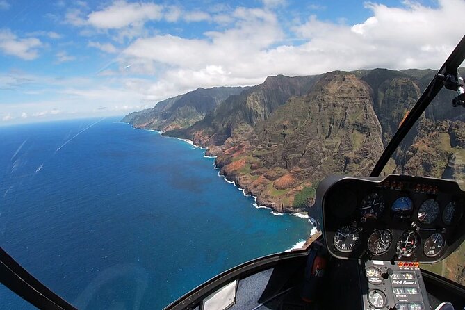 Kauai Private Doors-Off Helicopter: Ultimate Waterfalls & Canyons - What the Experience Feels Like: Smooth Ride, Hearing Limits, and Wind Reality