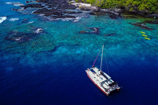Kealakekua Bay (Captain Cook Monument) Snorkel and Sail Adventure - Breakfast, coffee, and scanning the sea before snorkel time