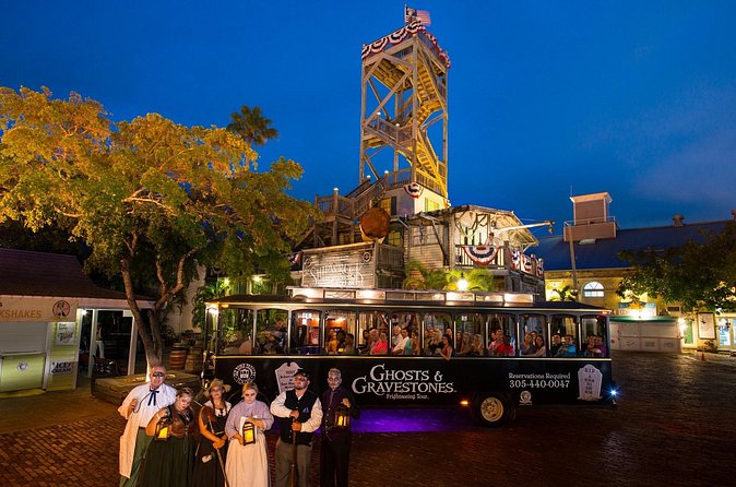 Key West Ghosts and Gravestones Trolley Tour - Photo Tips and Trolley Comfort for the Trolley of the Doomed