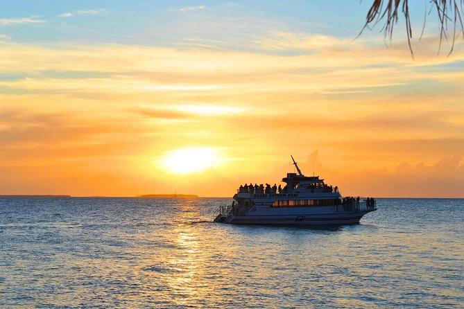 Key West Glass-Bottom Boat Tour with Sunset Option - Crew narration and practical tips that actually improve the view