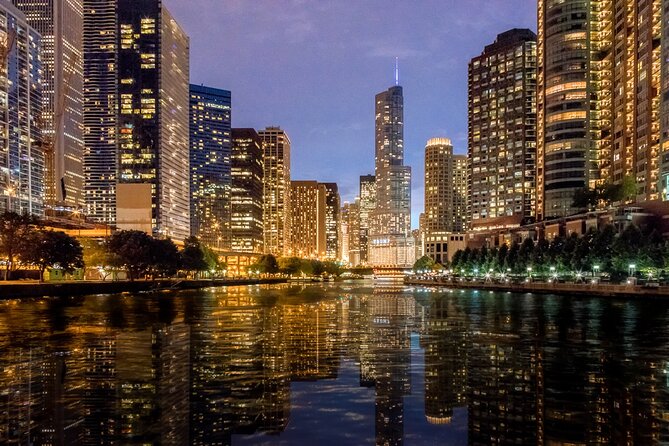 Lake Michigan Sunset Cruise in Chicago - The 90-Minute River to Lake Michigan Story Arc