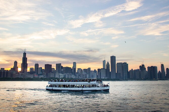 Lake Michigan Sunset Cruise in Chicago - Who This Lake Michigan Sunset Cruise Fits (and Who Might Skip It)