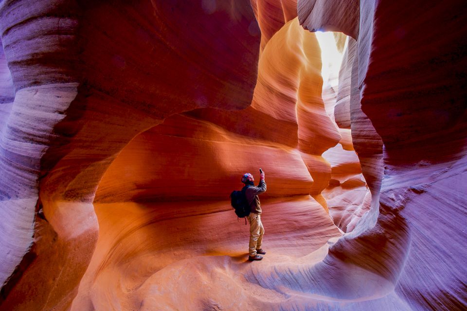 Las Vegas: Antelope Canyon & Horseshoe Bend Tour with Pickup - Lower Antelope Canyon vs Antelope Canyon X: what changes on the day