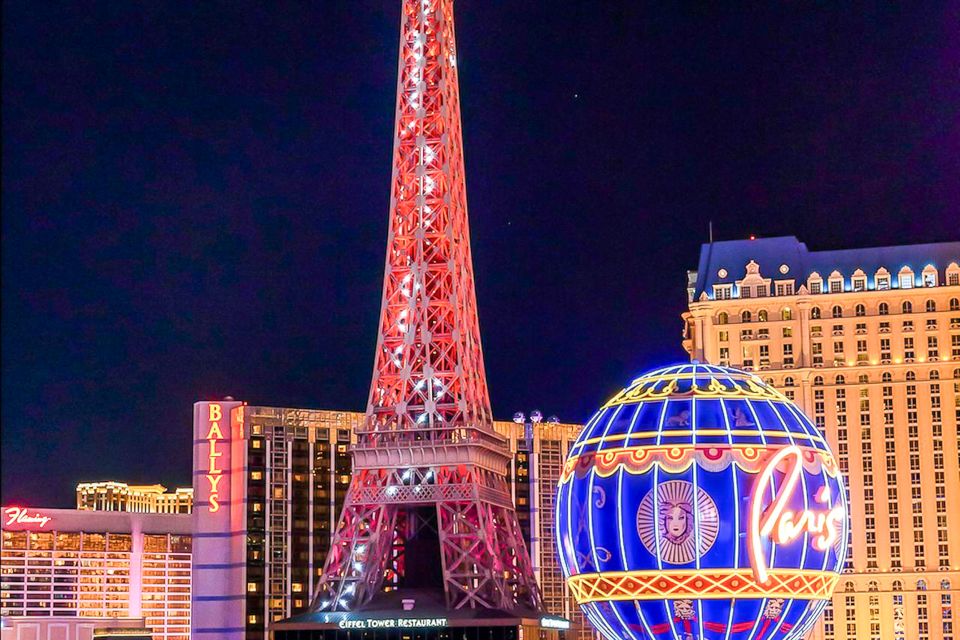 Las Vegas: Eiffel Tower Viewing Deck Entrance Ticket - 360° Strip Views From the Eiffel Deck: Fountains, Mountains, and Sphere Sightlines