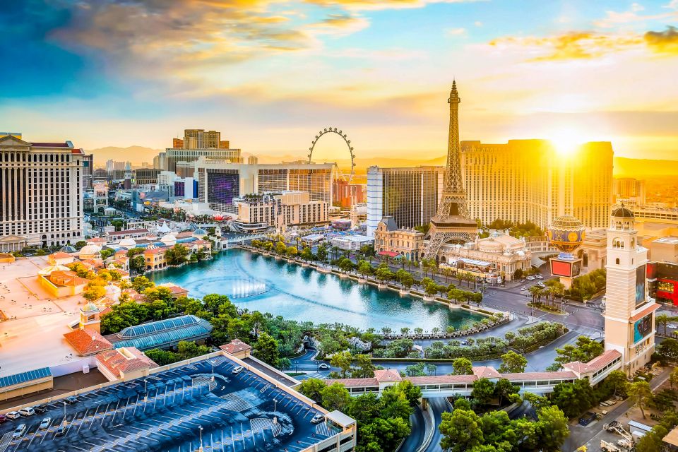 Las Vegas: Eiffel Tower Viewing Deck Entrance Ticket - The Glass Elevator Up 460 Feet: Fast, Smooth, and With Guidance