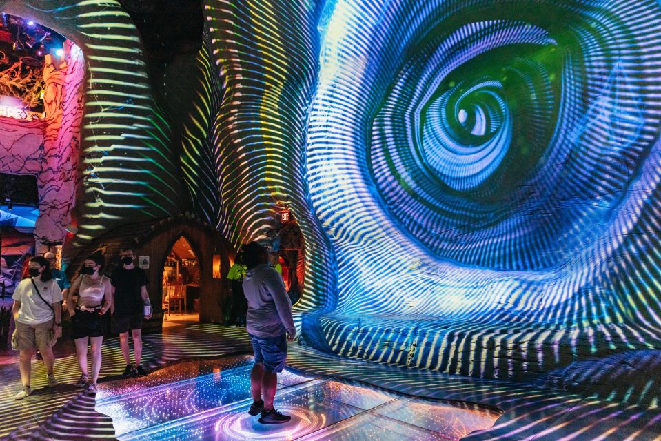 Las Vegas: Meow Wolf Omega Mart Ticket - Key points before you go