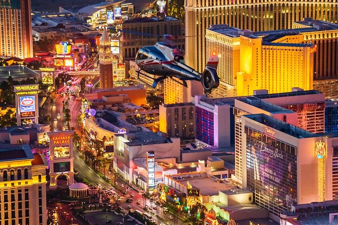 Las Vegas Strip Helicopter Night Flight - Why this quick night flight makes sense on the Las Vegas Strip