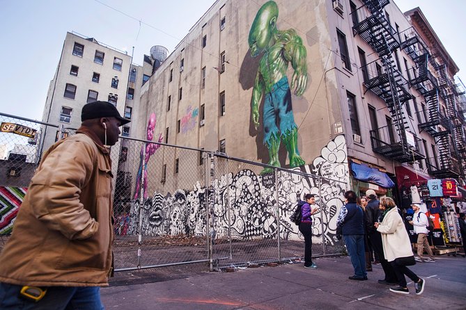 Lower East Side Food Tour: Taste NYC’s American Dream - Guide Style and Small-Group Size: What Personal Attention Looks Like