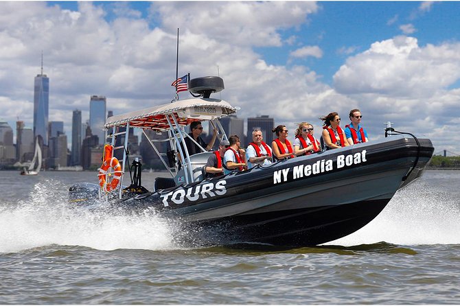 Manhattan Adventure Sightseeing Boat Tour - from Chelsea Piers - Why the 12-person media-boat setup beats the big-boat experience