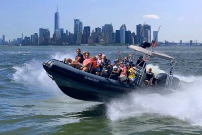 Manhattan Adventure Sightseeing Boat Tour - from Chelsea Piers - The route design: Hudson + East River + Upper Bay in one packed hour