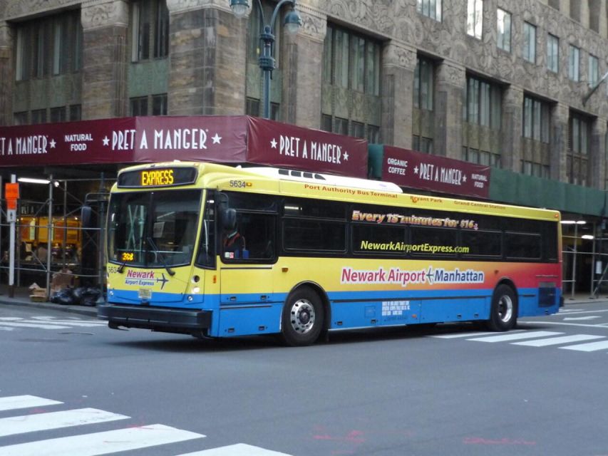 Manhattan: Bus Transfer from/to Newark Airport - Ride comfort: air-conditioning, luggage help, and driver focus