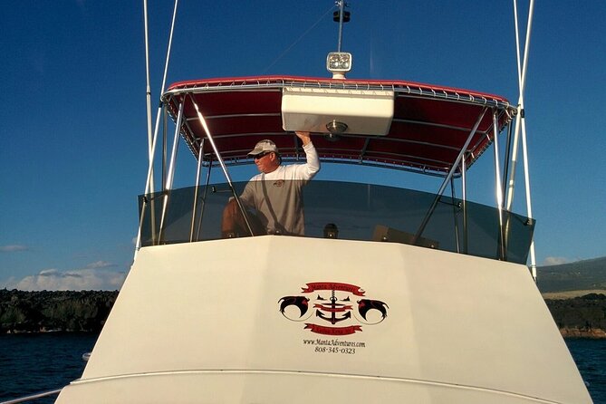 Manta Ray Night Snorkel in Kona - Garden Eel Cove and why the timing matters