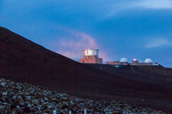 Maui: Haleakala Sunrise Spectacular with Local Breakfast - Haleakala Crater viewpoints: admission-included summit time