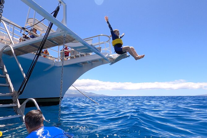 Maui: Molokini and Turtle Town Snorkeling aboard Pride of Maui - Pride of Maui Comfort: Stable Ride, Real Space, and Helpful Extras