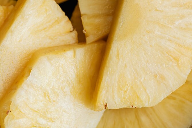 Maui Pineapple Farm Tour in Haliimaile - Local Color: Photo Ops, A Gift Shop, And Surprises On The Farm