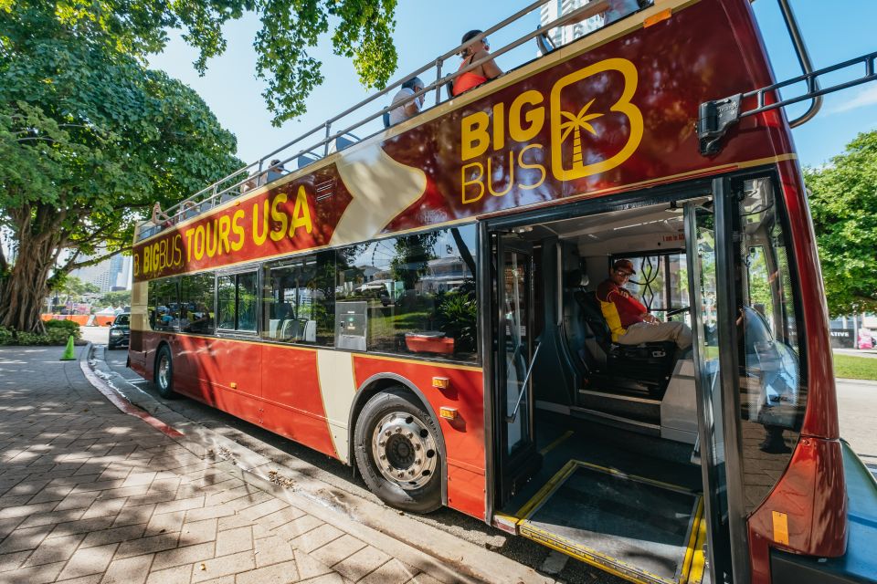 Miami: Half-Day Open-Top Bus Tour Plus Biscayne Bay Cruise - First stop: 333 Biscayne Blvd and the Bayside plan