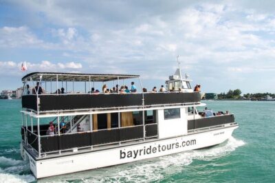 Miami Millionaires Sightseeing Cruise - Cruising the Biscayne shoreline: Palm, Hibiscus, and Venetian Islands