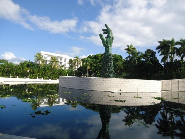 Miami: Open-top Bus Sightseeing Night Tour with Live Guide - Quick hits before you board