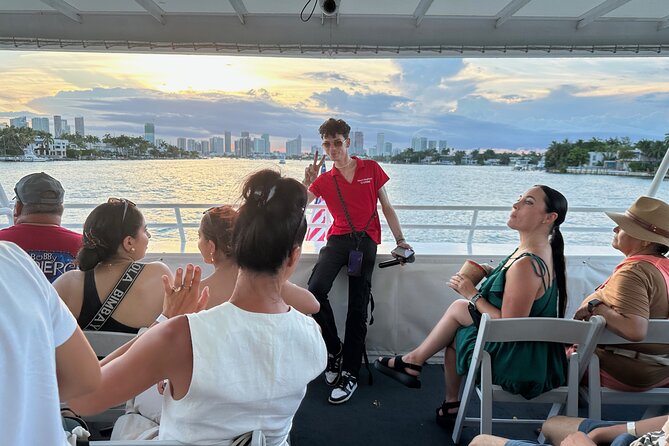 Miami Skyline Boat Cruise Past Millionaire's Homes Optional Stop - How Big Is the Group? Comfort and crowd management with a max of 45