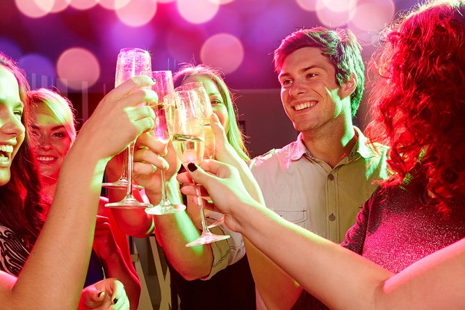 Miami Skyline Views and Biscayne Bay Cruise - Champagne upgrade: a simple way to make the night feel special