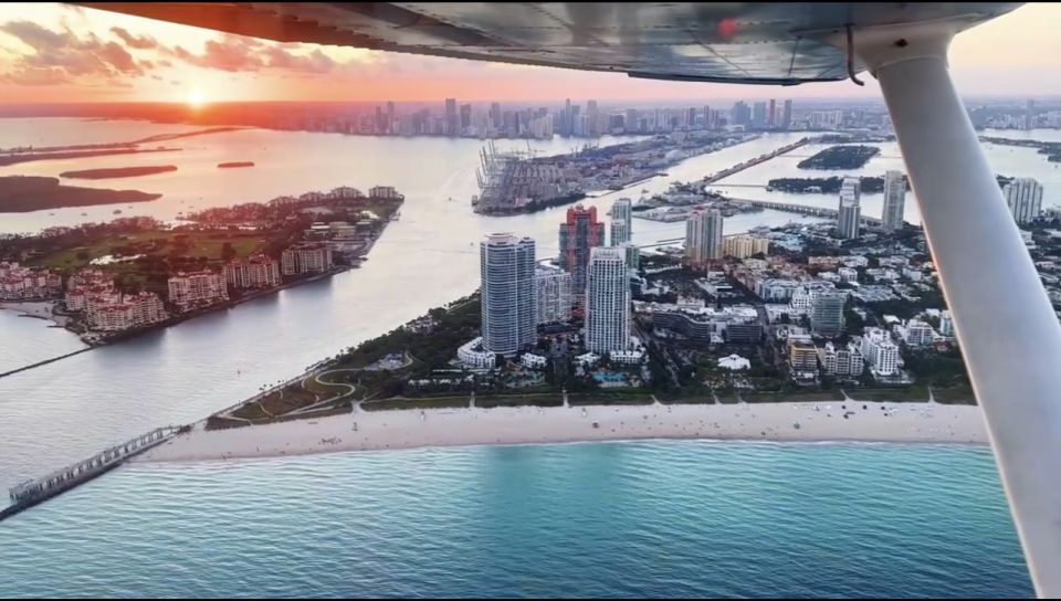 Miami: South Beach Private 50-Minute Private Flight Tour - South Beach From Above: Beaches, Hotels, and the Shoreline Curve