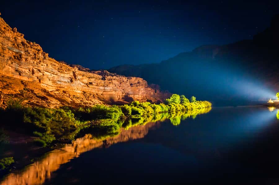 Moab: Colorado River Dinner Cruise with Music and Light Show - Cowboy Dutch Oven Dinner With River Views (and a Real Meal)
