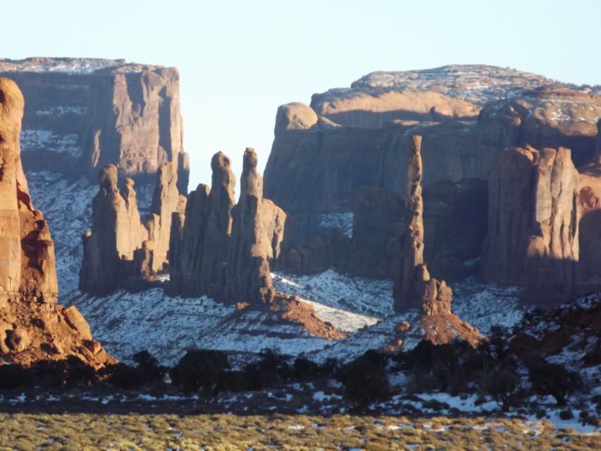Monument Valley: Scenic 2.5-Hour Guided Tour - Monument Valley Navajo Tribal Park: Sleeping Dragon, Chief’s Head, and petroglyphs