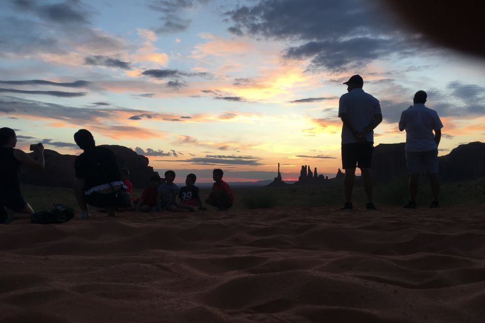 Monument Valley: Sunset Tour with Navajo Guide - The View Hotel Meeting Point and What Pickup Really Means