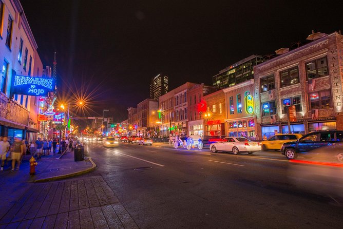 Nashville Evening Trolley Tour - What the guide format actually feels like (and how singing affects the experience)
