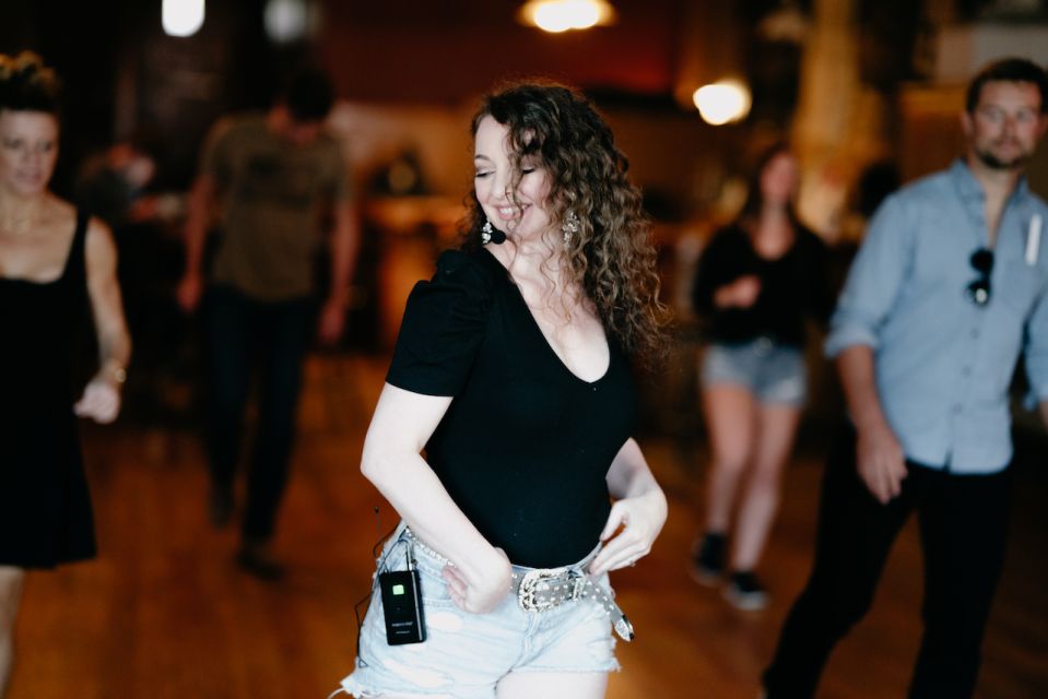 Nashville: Line Dancing Class with Keepsake Video - What the 60 Minutes Looks Like (Meet, Vote, Learn Two Dances)
