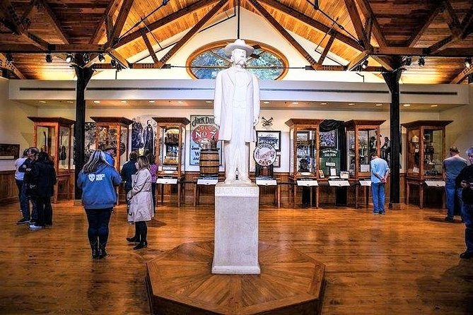 Nashville to Jack Daniel's Distillery Bus Tour + Whiskey Tastings - Practical Packing Tips for a Step-Heavy, Weather-Ready Day