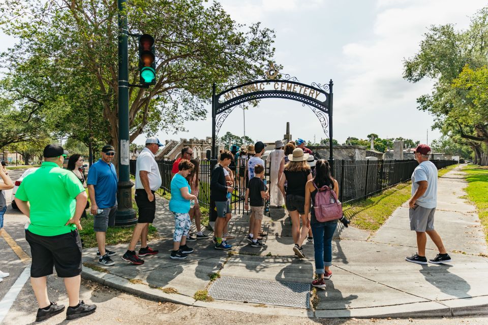 New Orleans: Cemetery Tour - Why the Above-Ground Burial Practice Matters (And What to Listen For)